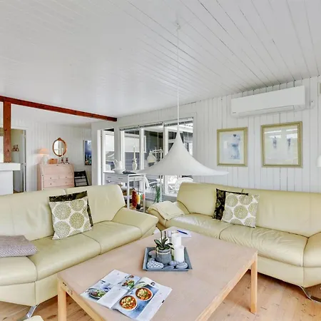 Vakantiehuis Marika - 500m From The Sea By Interhome Ringkøbing