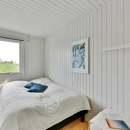 Marika - 500m From The Sea By Interhome